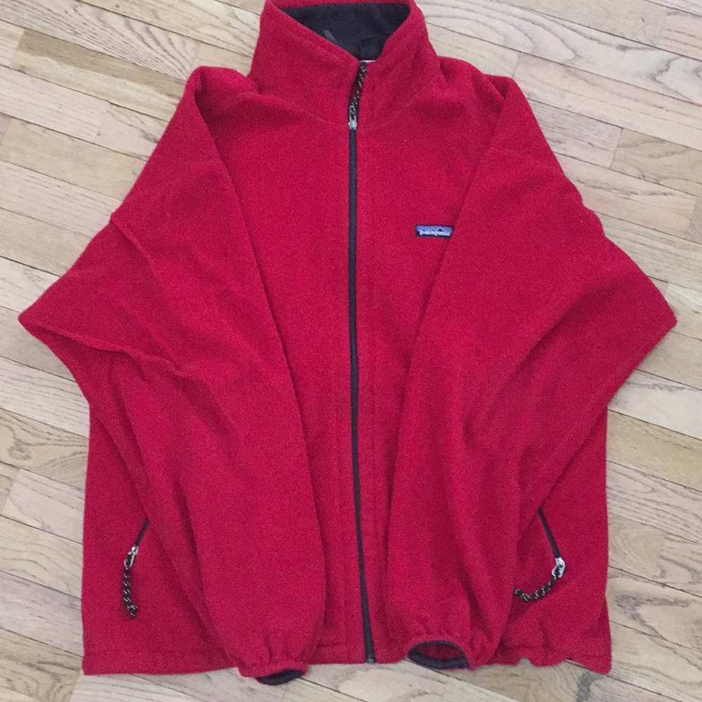 Patagonia red fleece zip coat Men’s size XL
